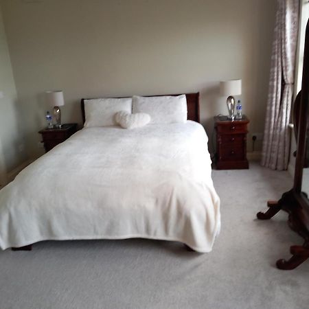 Clonoughter Heights Bed & Breakfast Glin ภายนอก รูปภาพ