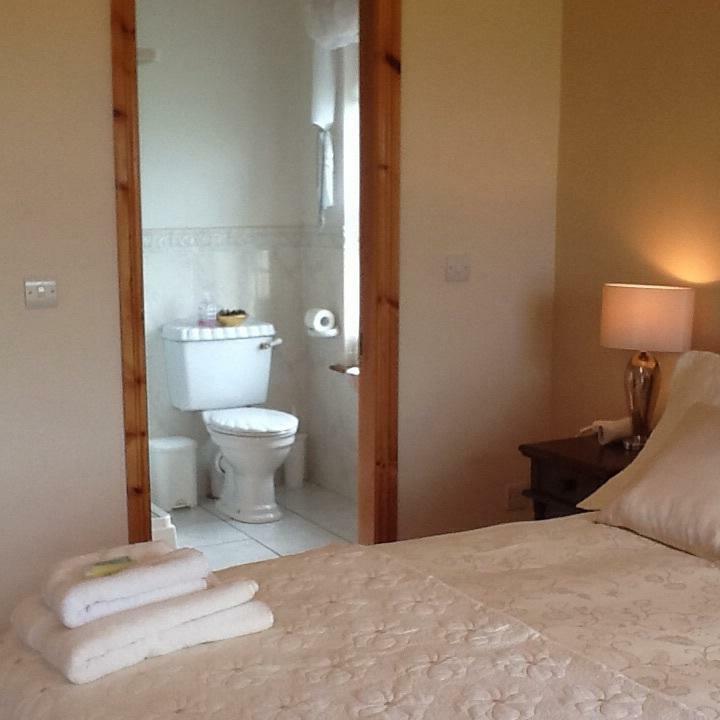 Clonoughter Heights Bed & Breakfast Glin ภายนอก รูปภาพ
